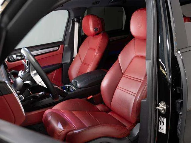 2023 Porsche Cayenne Platinum Edition (3rd Generation), 14/30