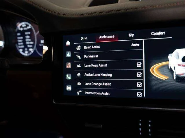 2023 Porsche Cayenne Platinum Edition (3rd Generation), 24/30