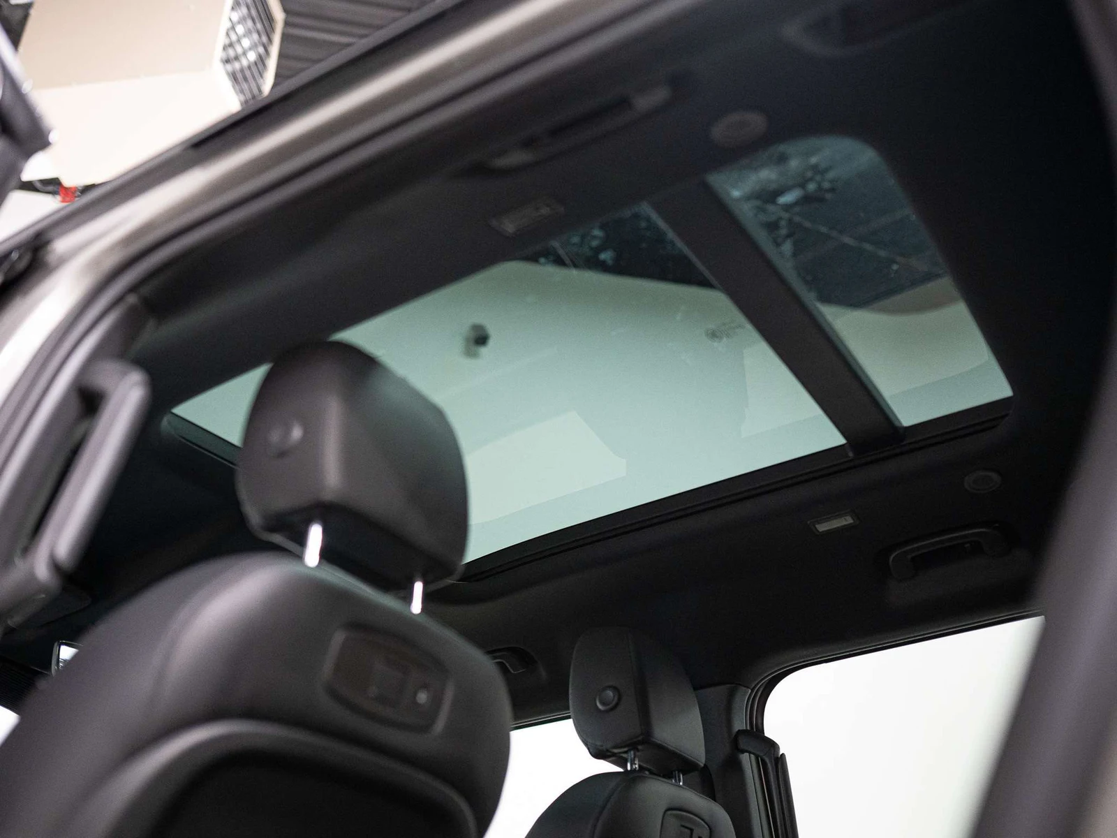 2022 Land Rover Defender 110 S (L663), 24/30