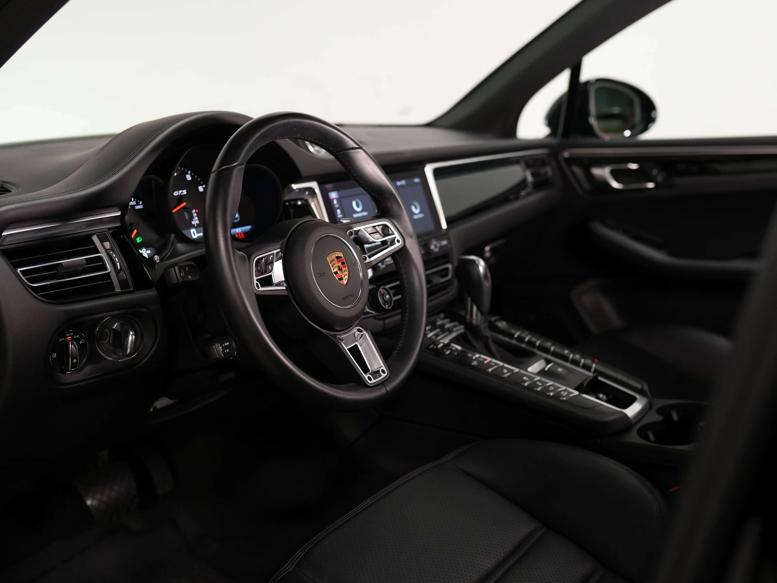 2021 Porsche Macan GTS (95B), 9/30