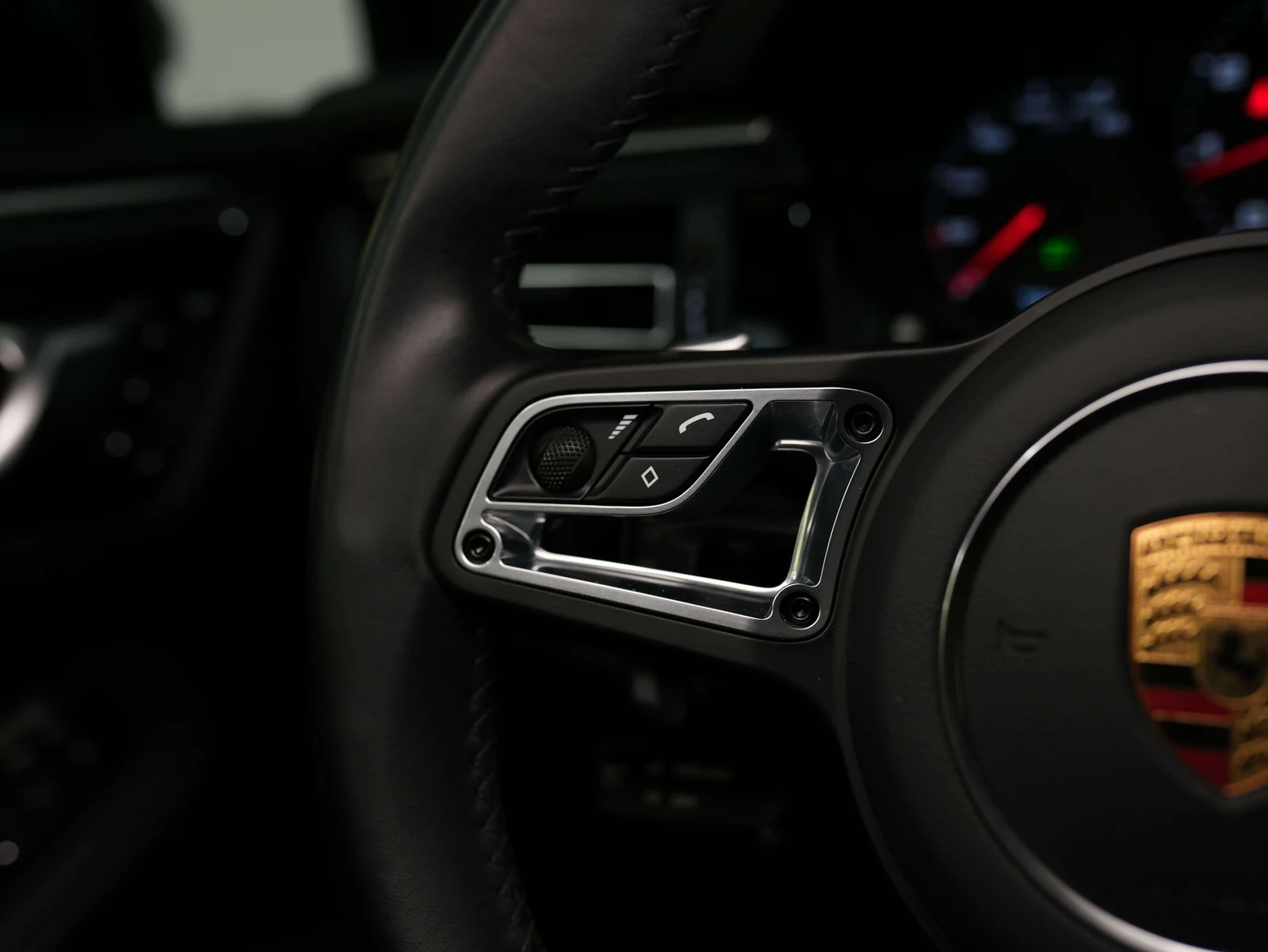 2021 Porsche Macan GTS (95B), 10/30