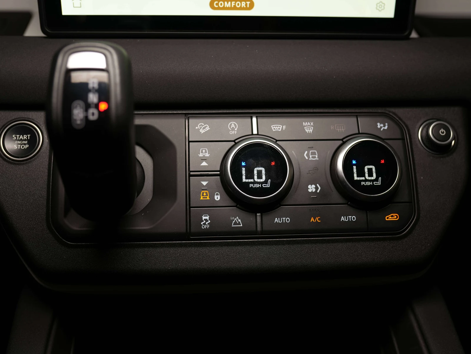 2023 Land Rover Defender 110 S (L663), 15/30