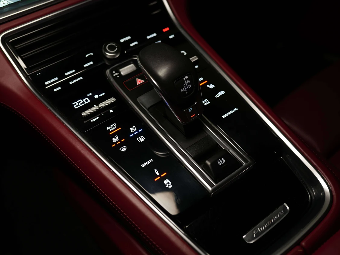 2019 Porsche Panamera 4 (971), 20/29
