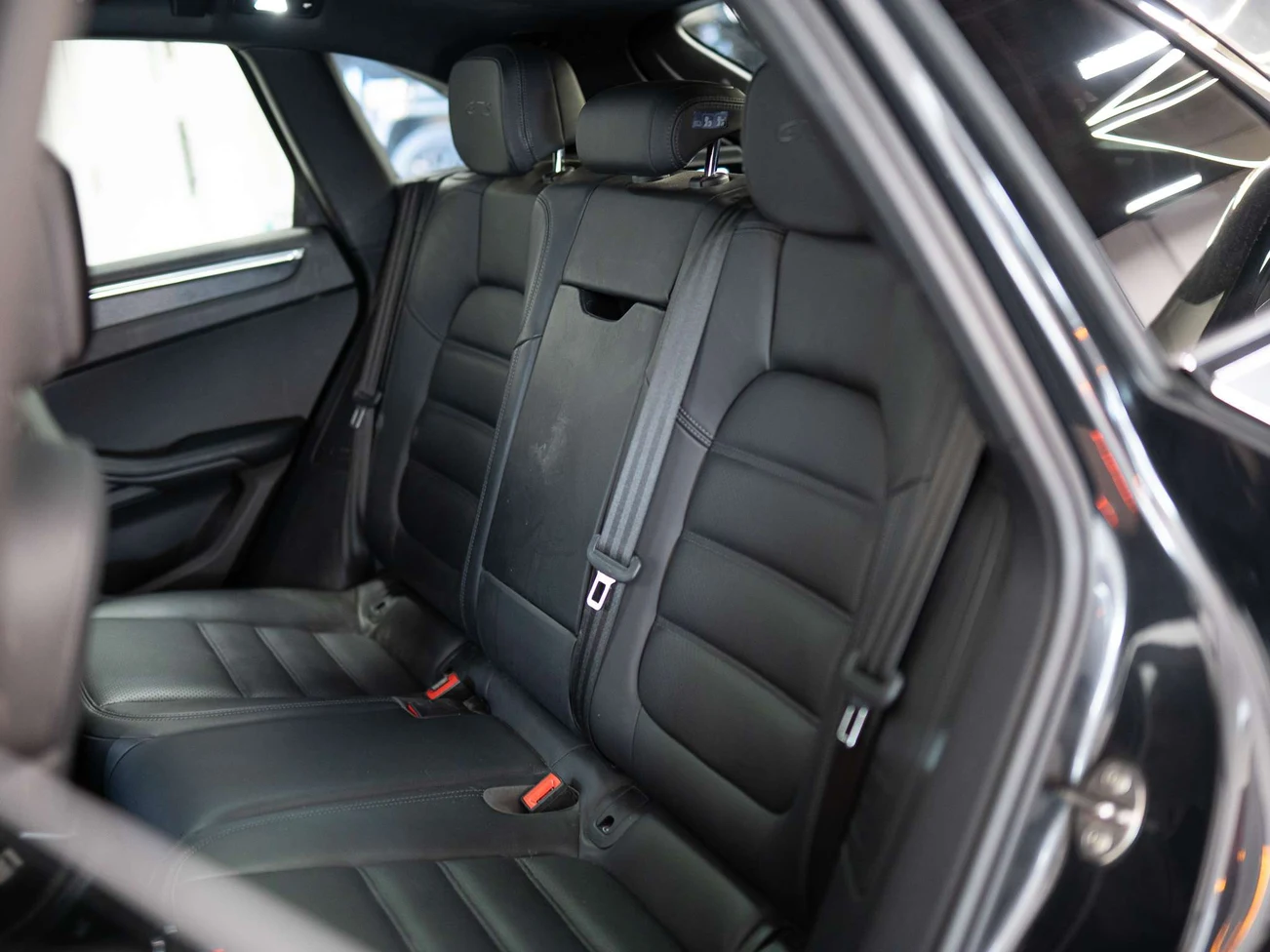 2020 Porsche Macan GTS (95B), 20/29