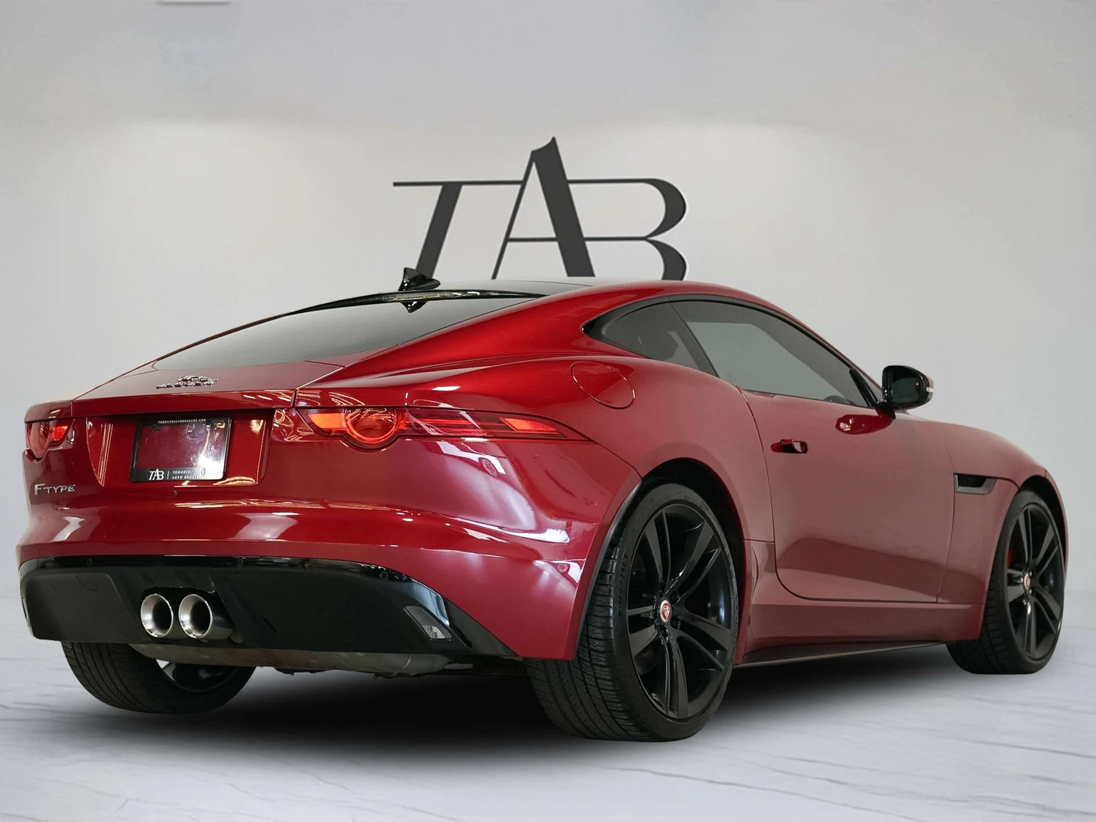 2017 Jaguar F-Type Coupé, 16/24
