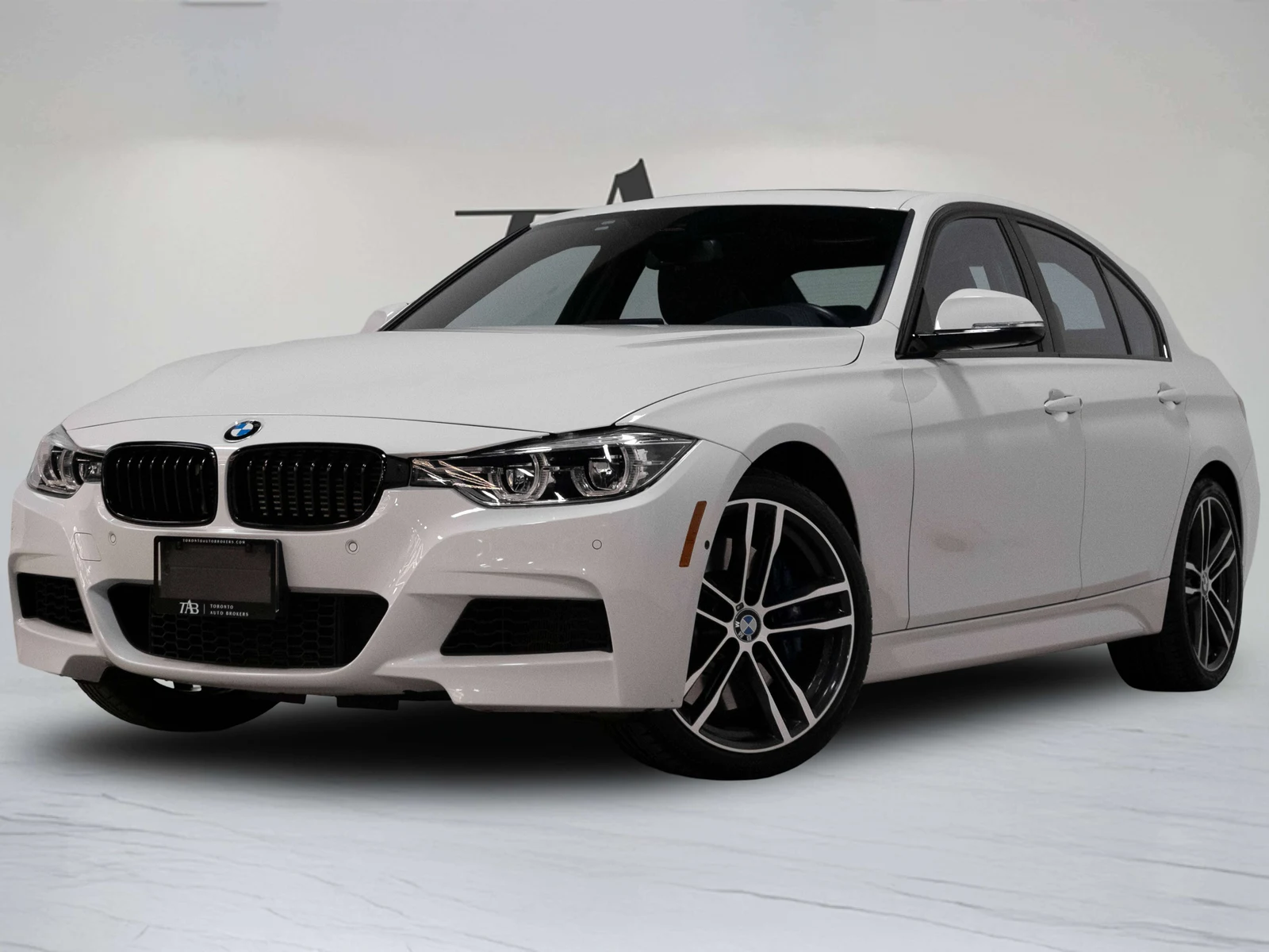 2018 BMW 3 Series (F30), 3/30