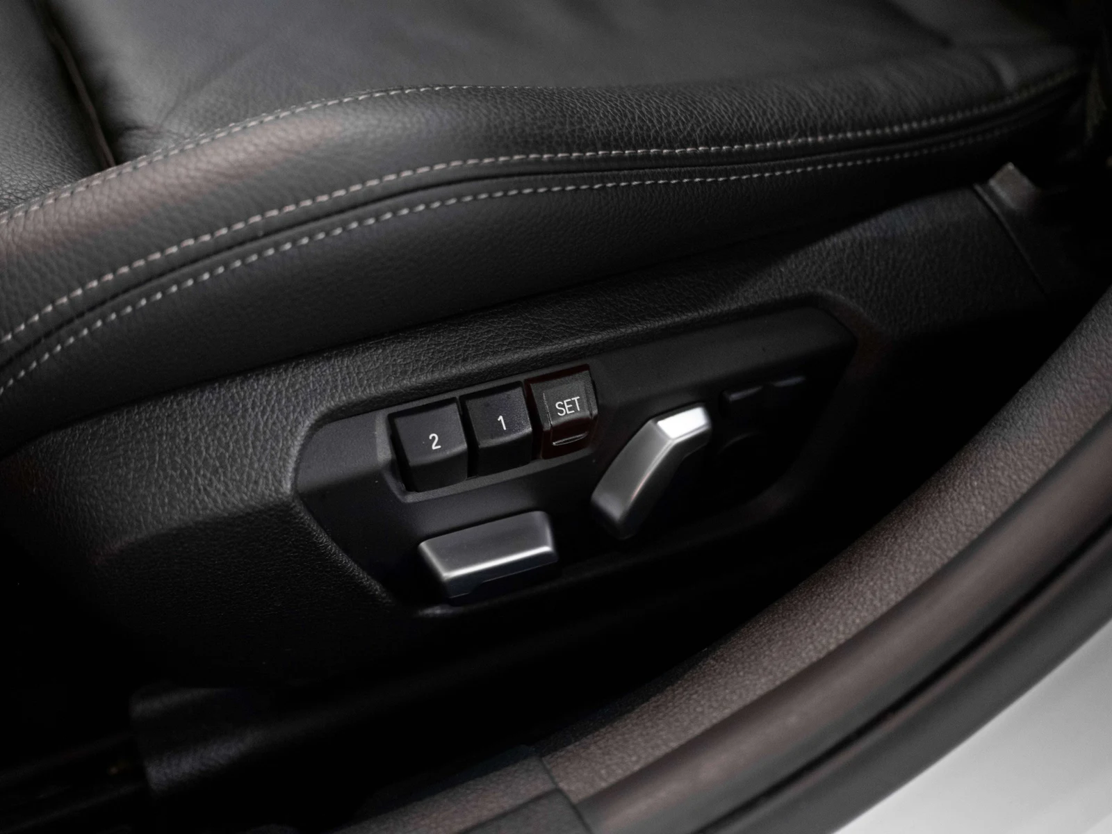 2018 BMW 3 Series (F30), 9/30