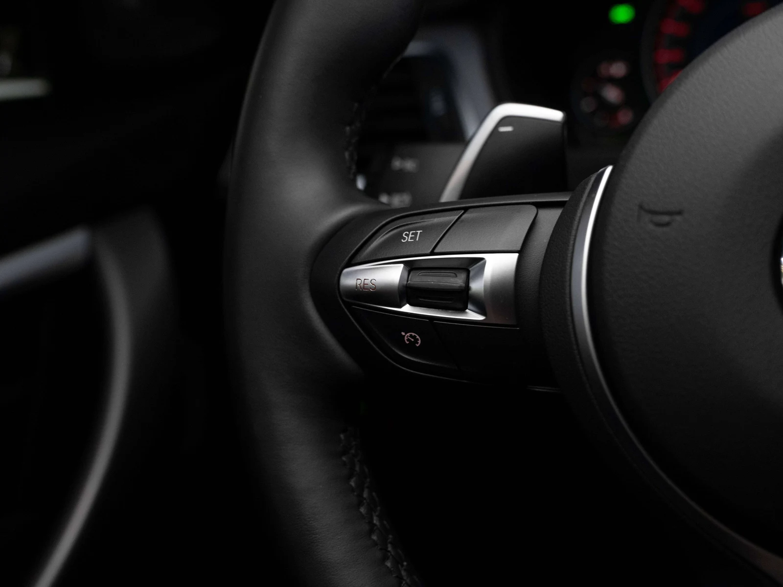 2018 BMW 3 Series (F30), 15/30