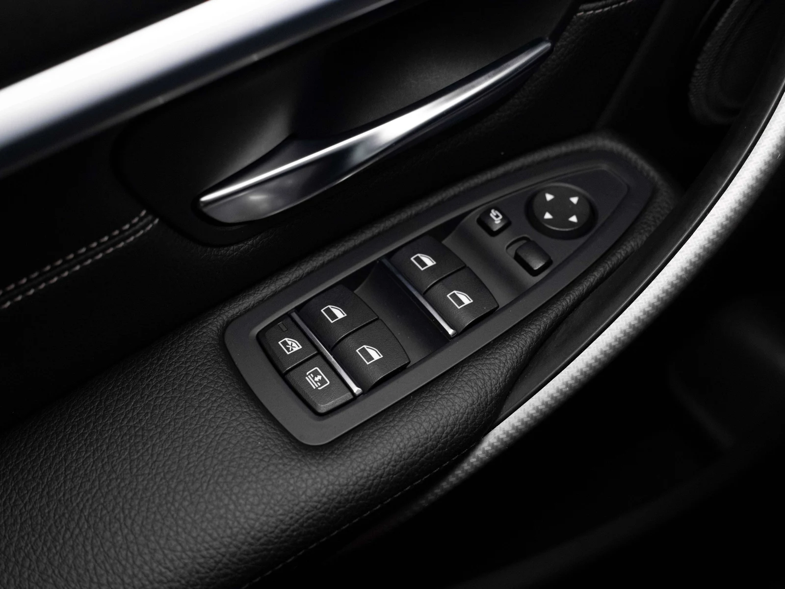 2018 BMW 3 Series (F30), 28/30