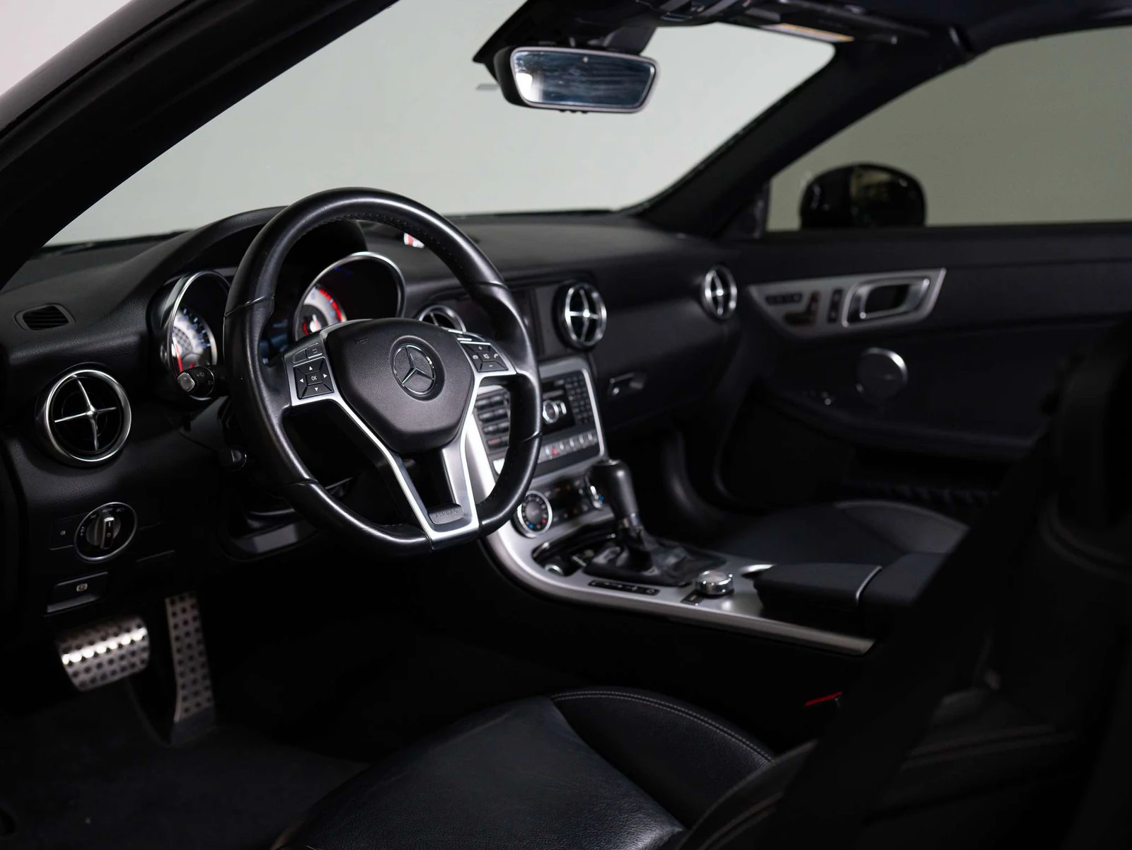 2015 Mercedes-Benz SLK 350 (R172), 24/28
