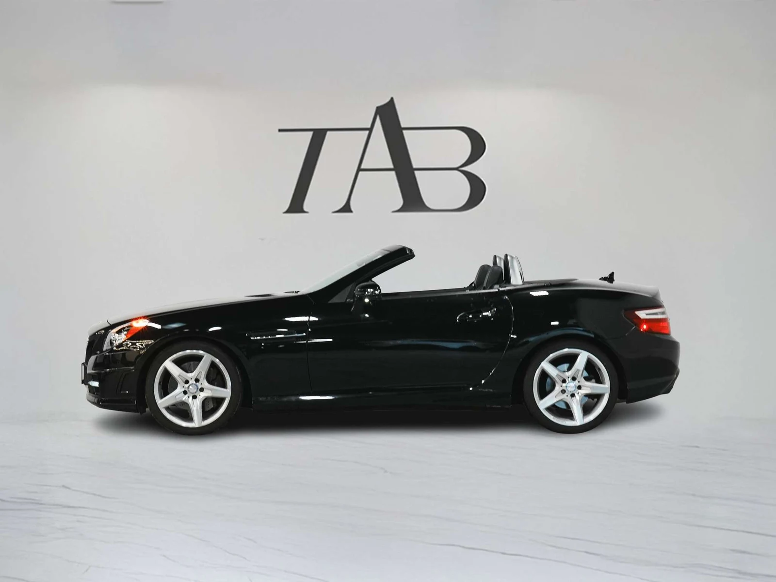 2015 Mercedes-Benz SLK 350 (R172), 27/28