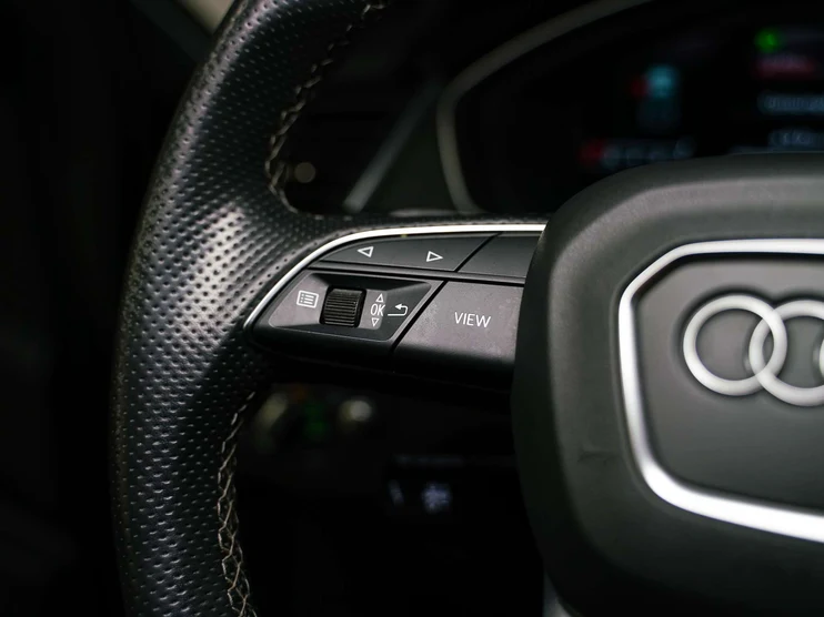 2021 Audi SQ5 (FY), 10/30