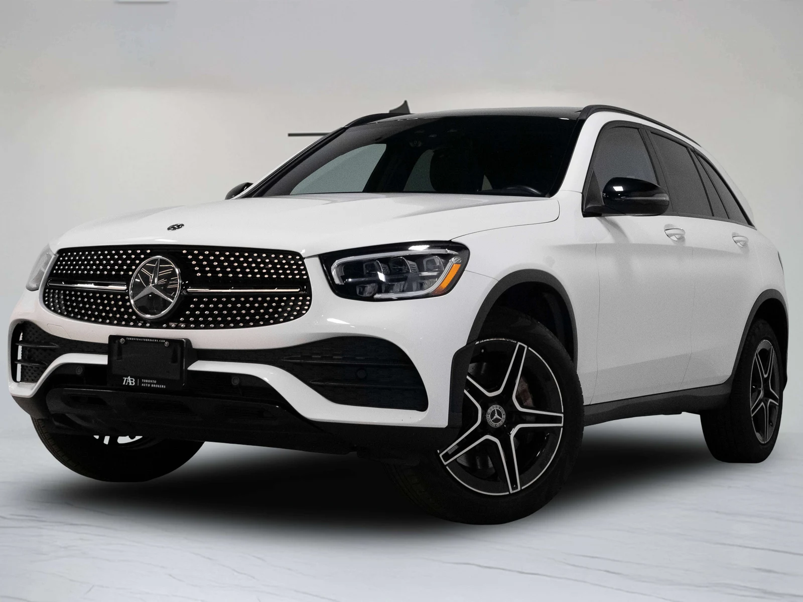 2020 Mercedes-Benz GLC 300, 3/28