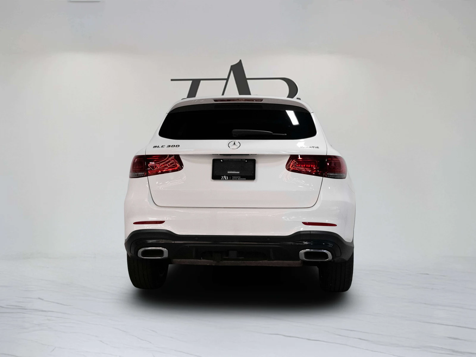 2020 Mercedes-Benz GLC 300, 7/28