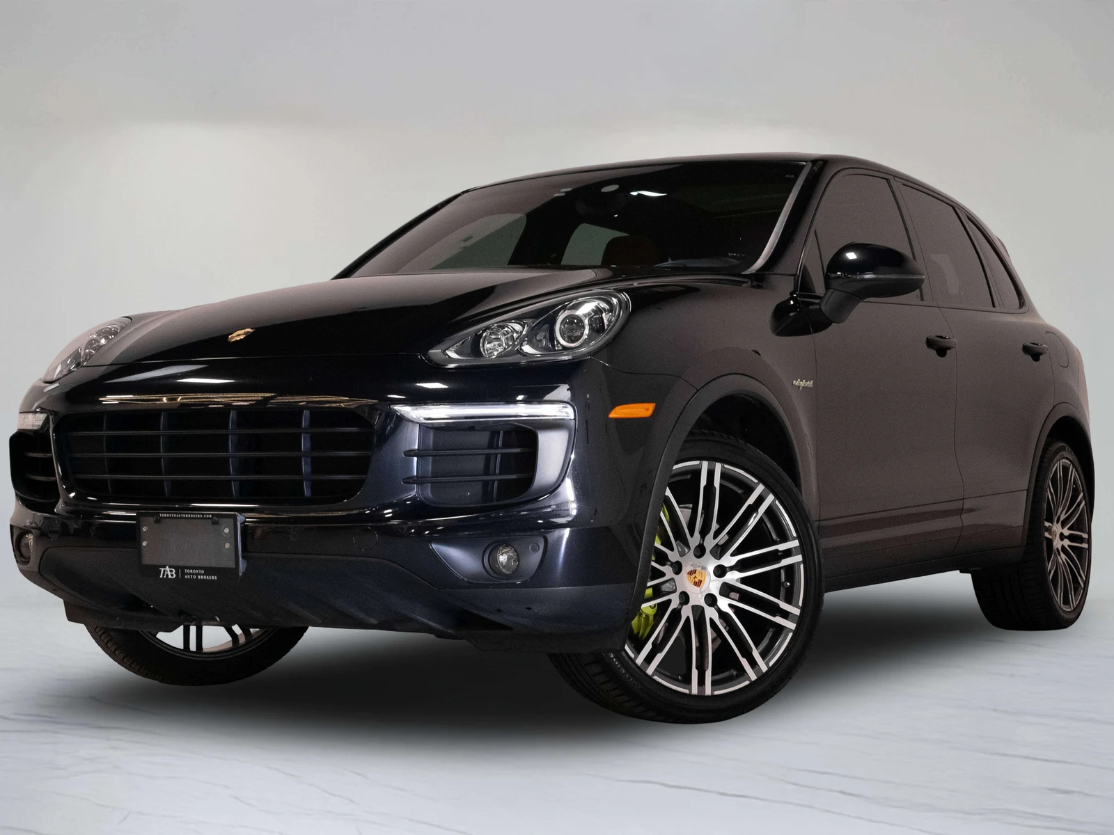 Porsche Cayenne S E-Hybrid (2nd Generation) | Toronto Auto Brokers