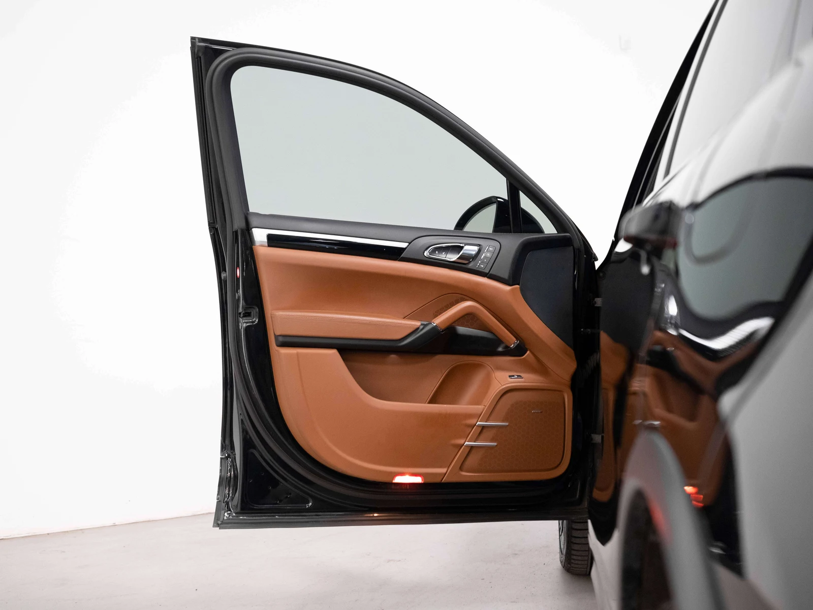 2016 Porsche Cayenne S E-Hybrid (2nd Generation), 9/30