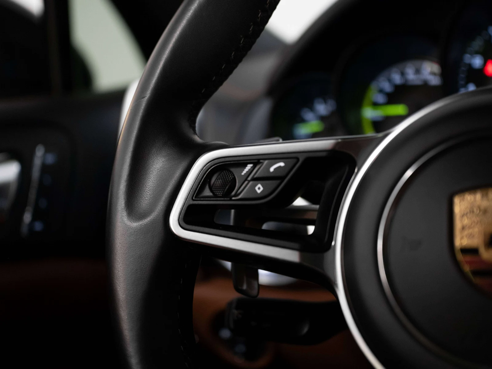 2016 Porsche Cayenne S E-Hybrid (2nd Generation), 15/30