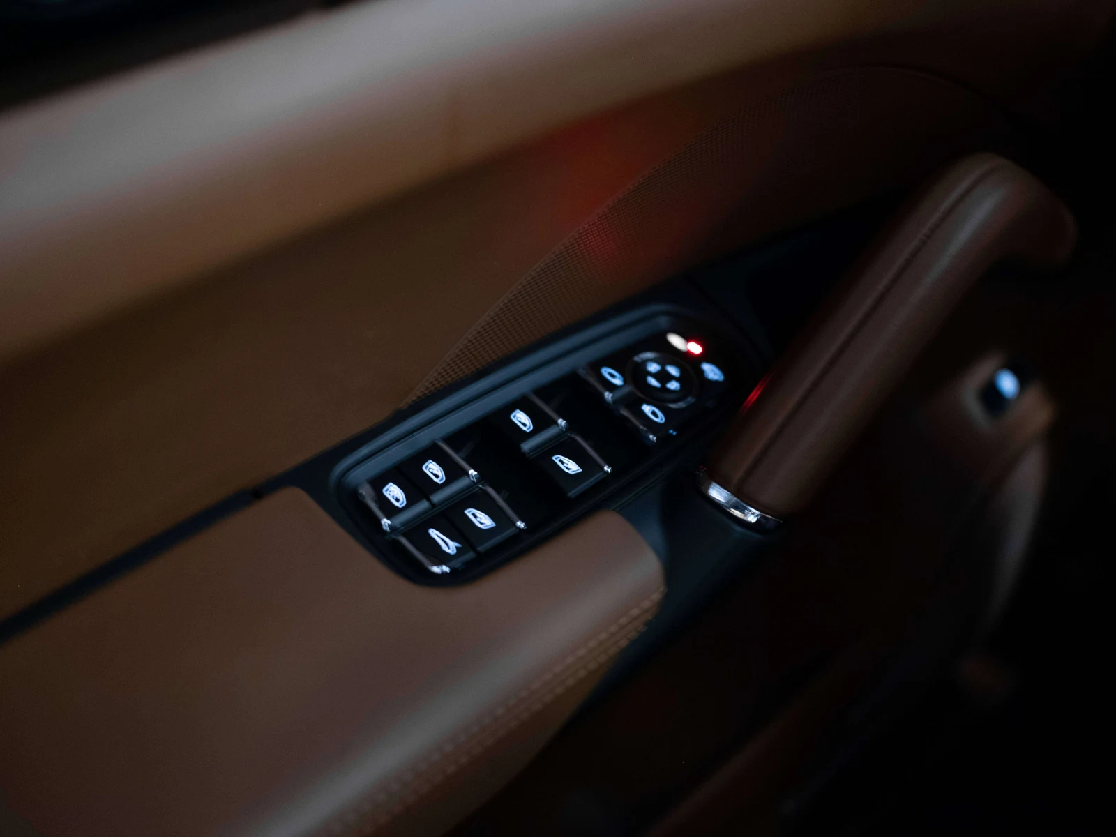 2016 Porsche Cayenne S E-Hybrid (2nd Generation), 25/30