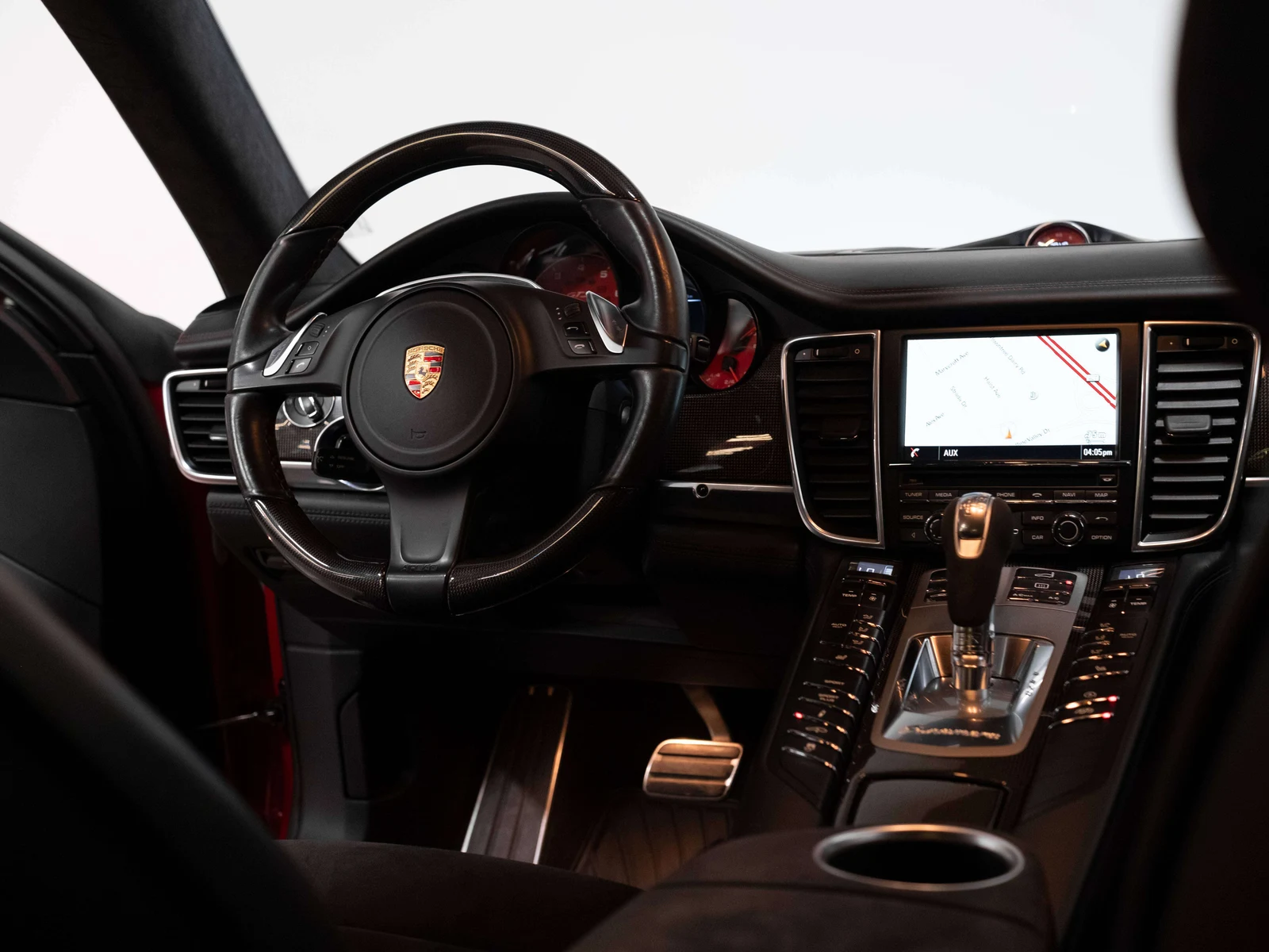 2015 Porsche Panamera GTS, 10/30
