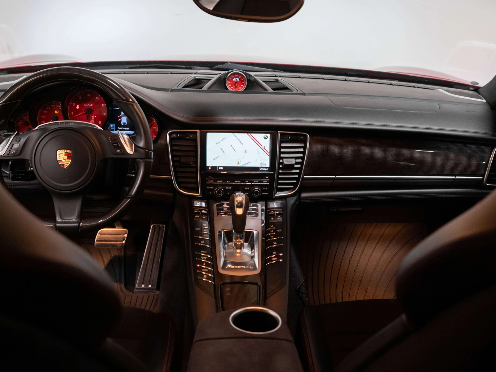 2015 Porsche Panamera GTS, 11/30