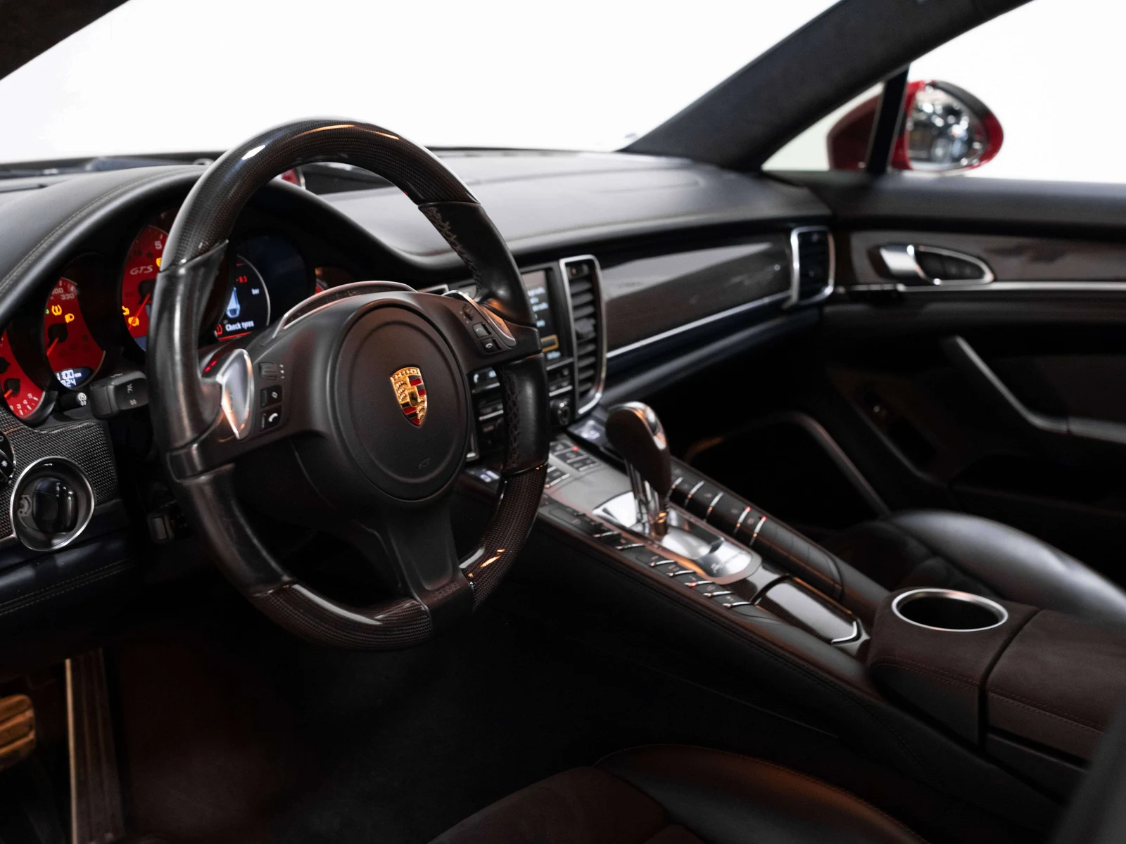 2015 Porsche Panamera GTS, 12/30