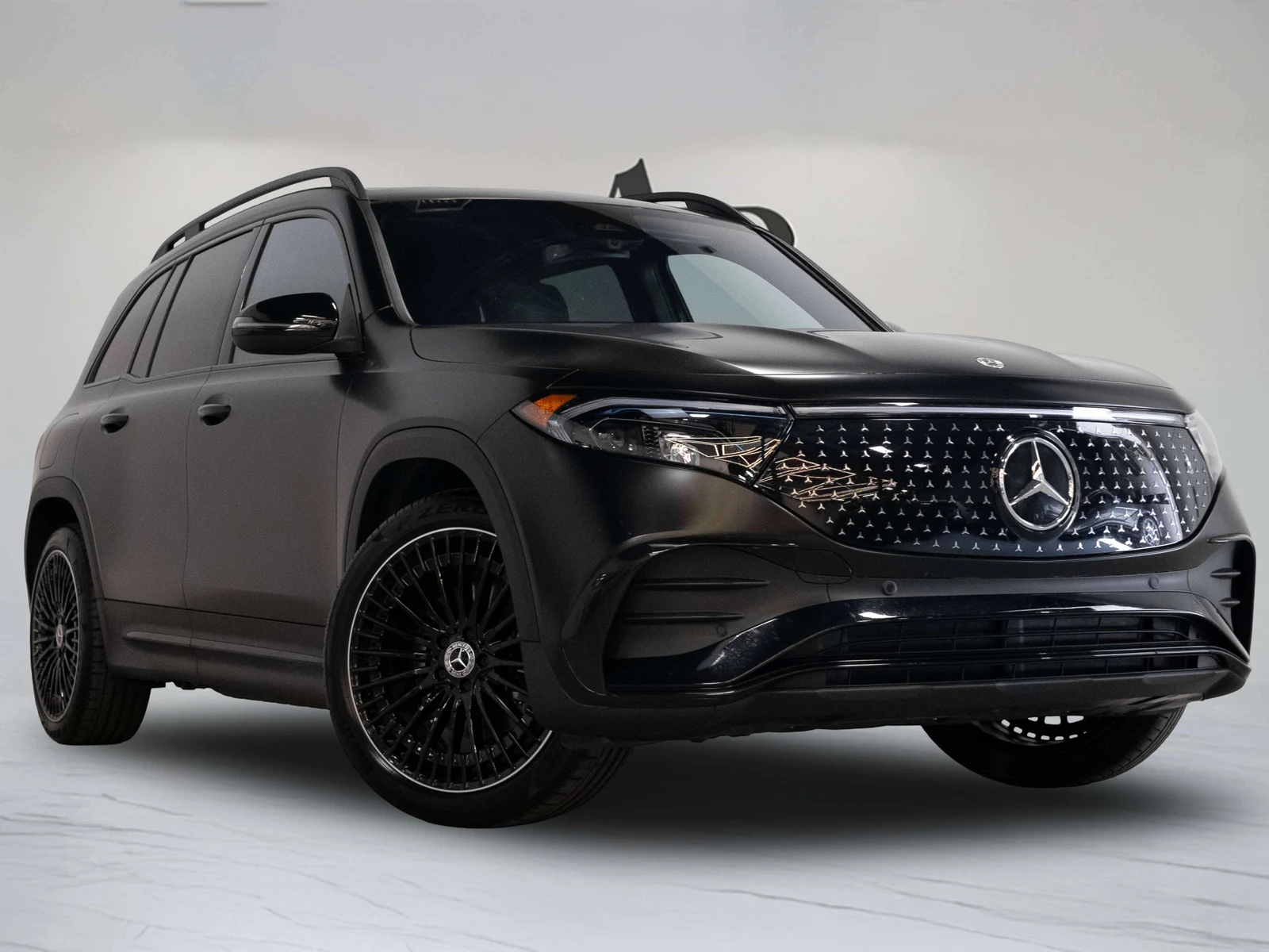 2025 Mercedes-Benz EQB 300, 3/30