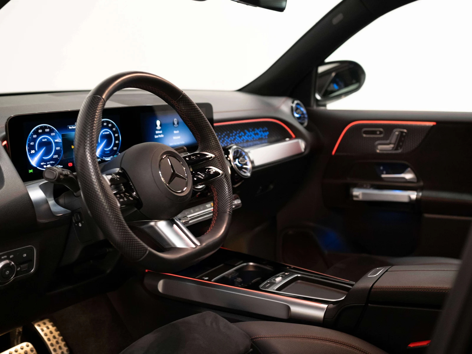 2025 Mercedes-Benz EQB 300, 9/30