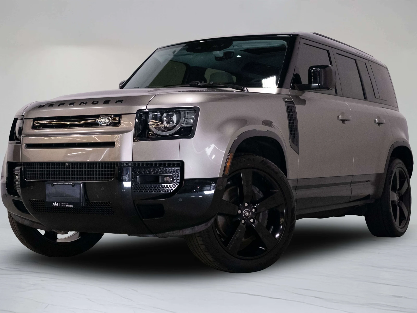 Land Rover Defender 110 X-Dynamic SE (L663) | Toronto Auto Brokers