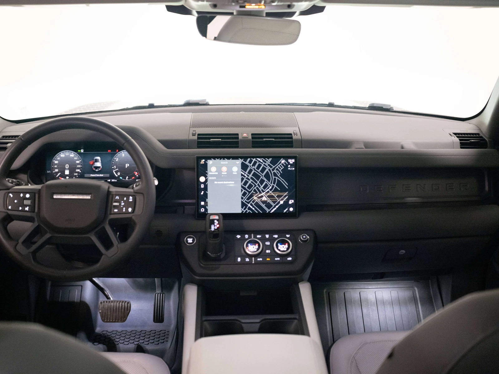 2025 Land Rover Defender 110 X-Dynamic SE (L663), 27/30
