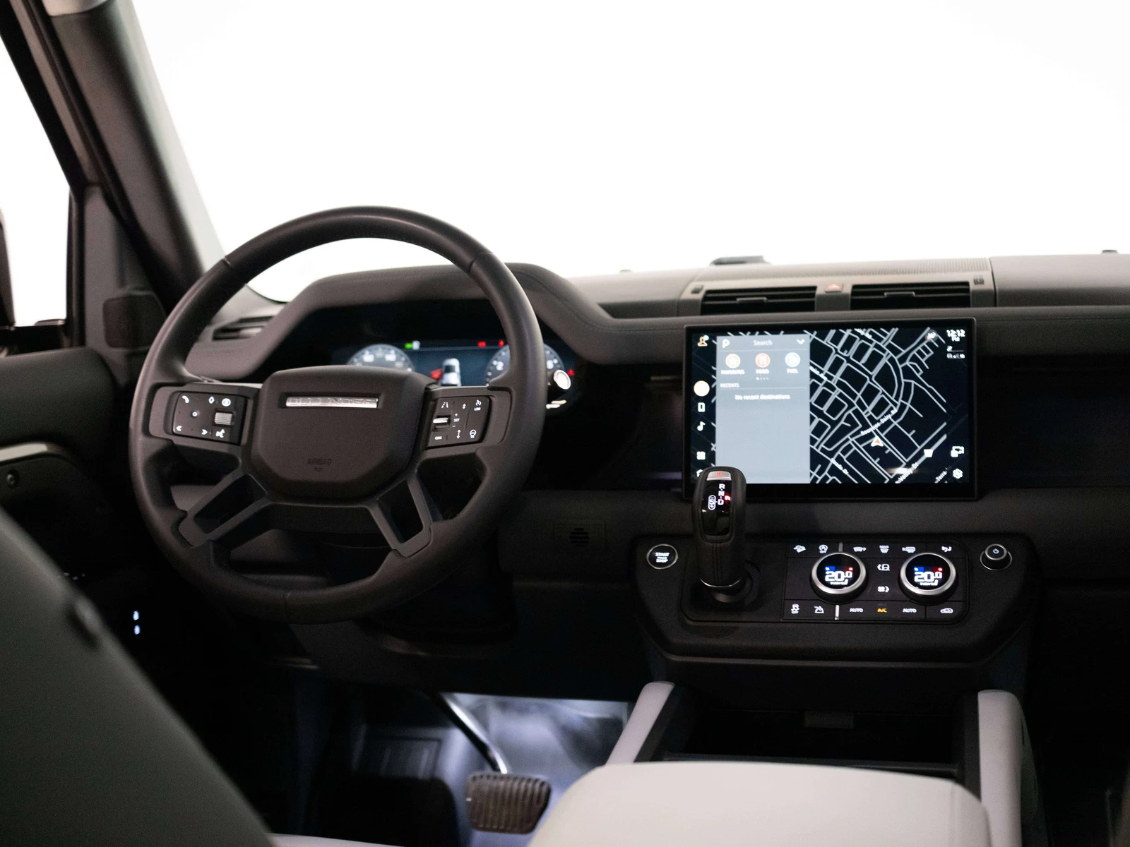 2025 Land Rover Defender 110 X-Dynamic SE (L663), 29/30