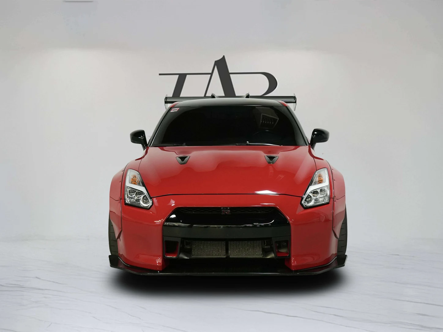 2011 Nissan GT-R Premium (R35), 6/29