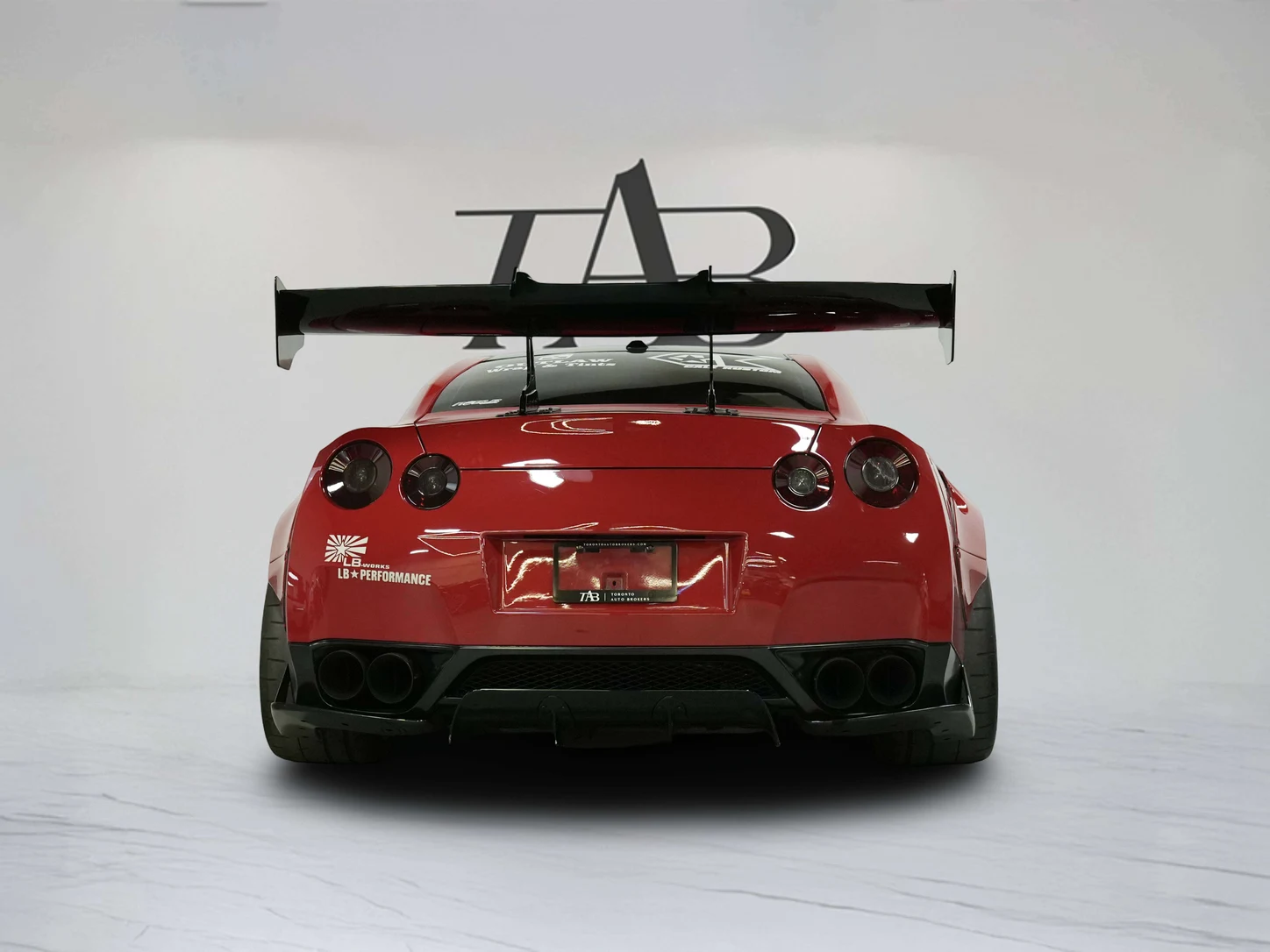 2011 Nissan GT-R Premium (R35), 7/29