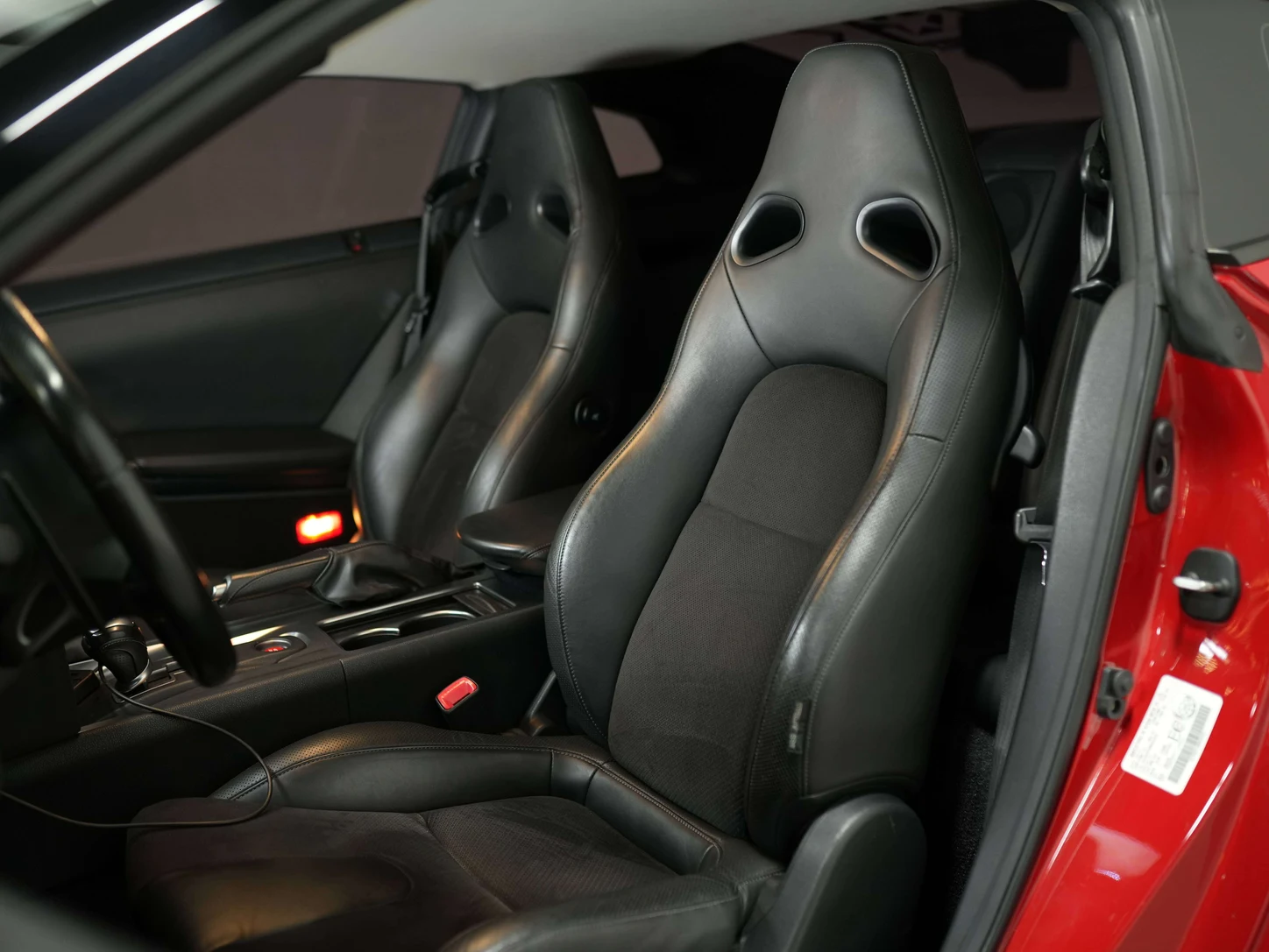 2011 Nissan GT-R Premium (R35), 14/29