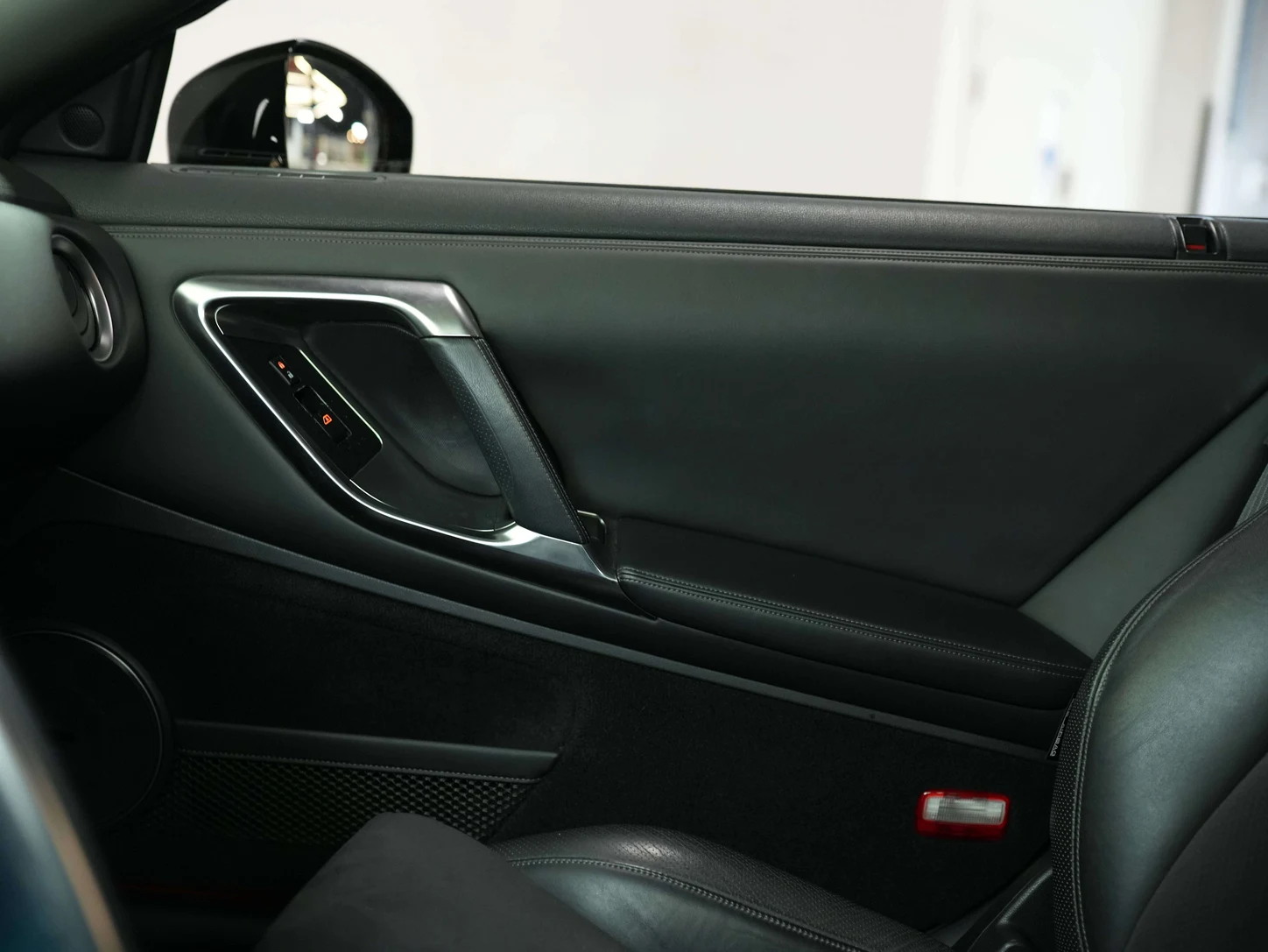 2011 Nissan GT-R Premium (R35), 19/29