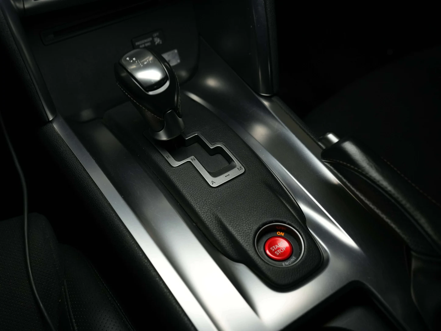 2011 Nissan GT-R Premium (R35), 20/29