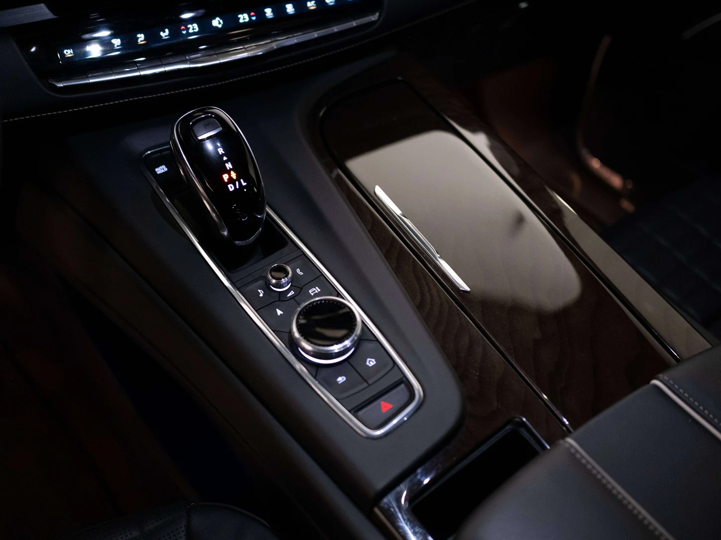 2024 Cadillac Escalade ESV Sport Platinum (5th Generation), 21/30