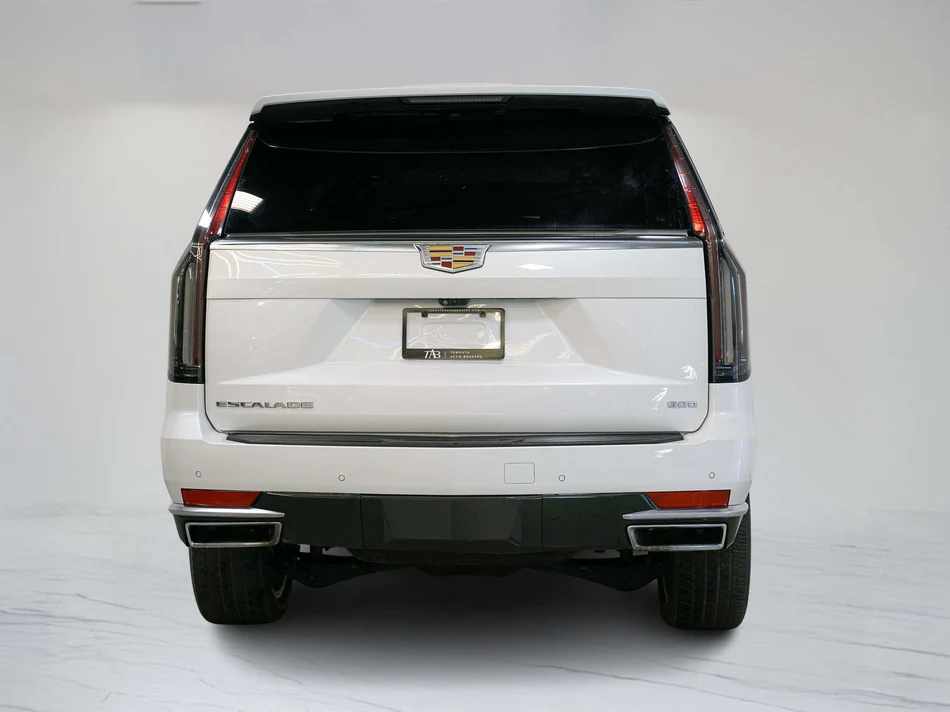 2023 Cadillac Escalade Premium Luxury Platinum (5th Generation), 6/30