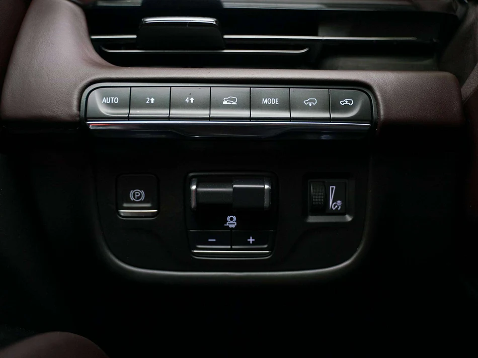 2023 Cadillac Escalade Premium Luxury Platinum (5th Generation), 18/30