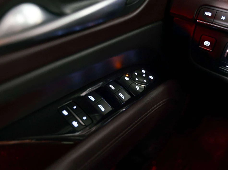 2023 Cadillac Escalade Premium Luxury Platinum (5th Generation), 20/30