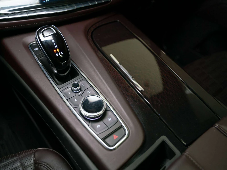 2023 Cadillac Escalade Premium Luxury Platinum (5th Generation), 24/30