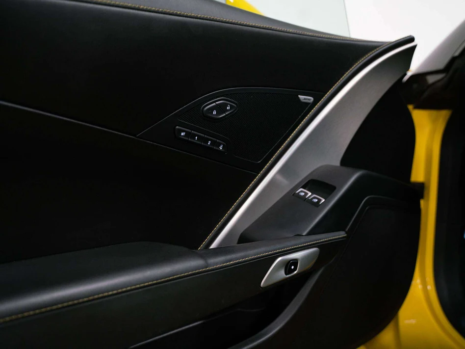 2016 Chevrolet Corvette Z06 Convertible (C7), 13/28