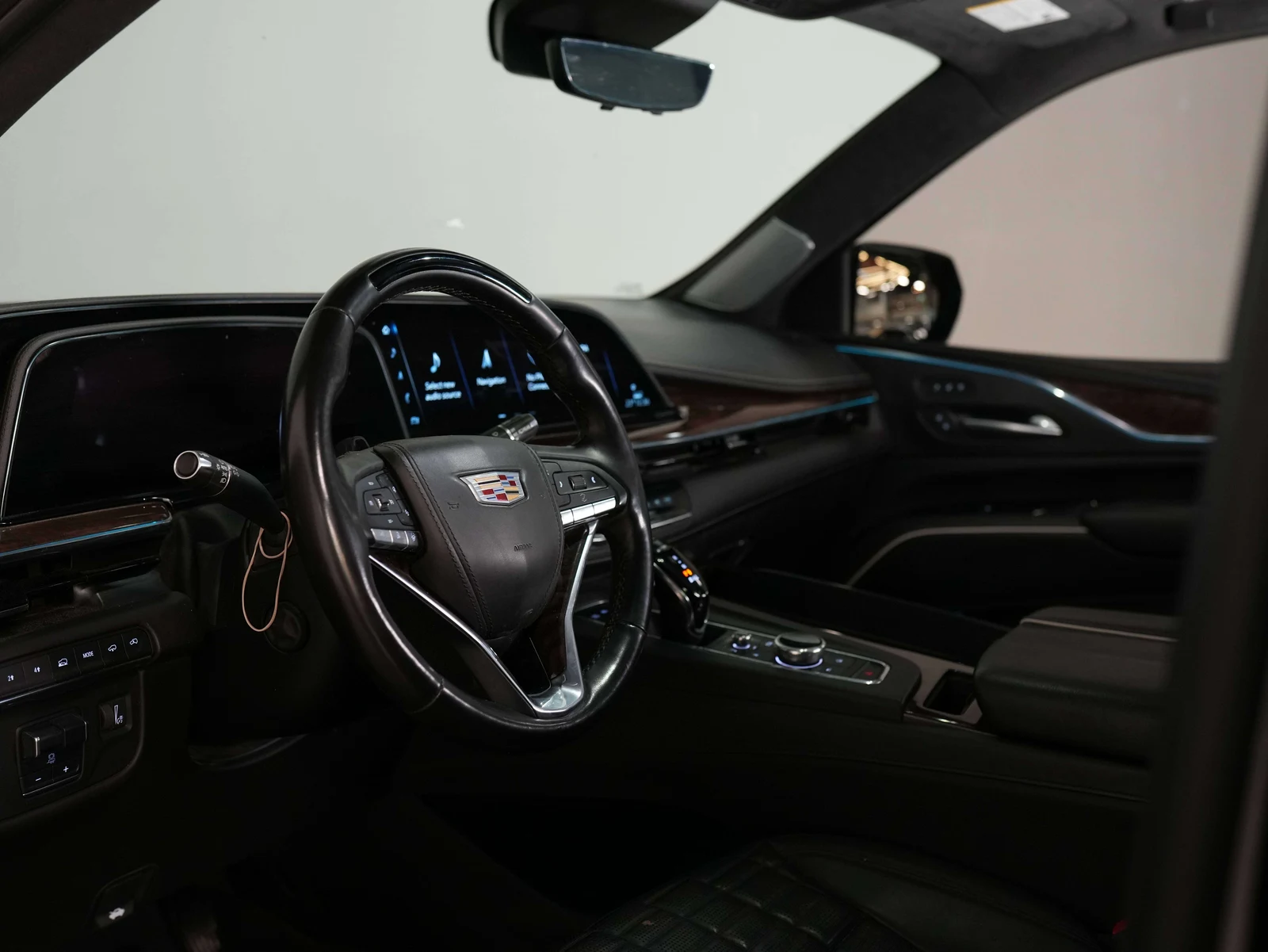 2023 Cadillac Escalade Sport Platinum (5th Generation), 9/30