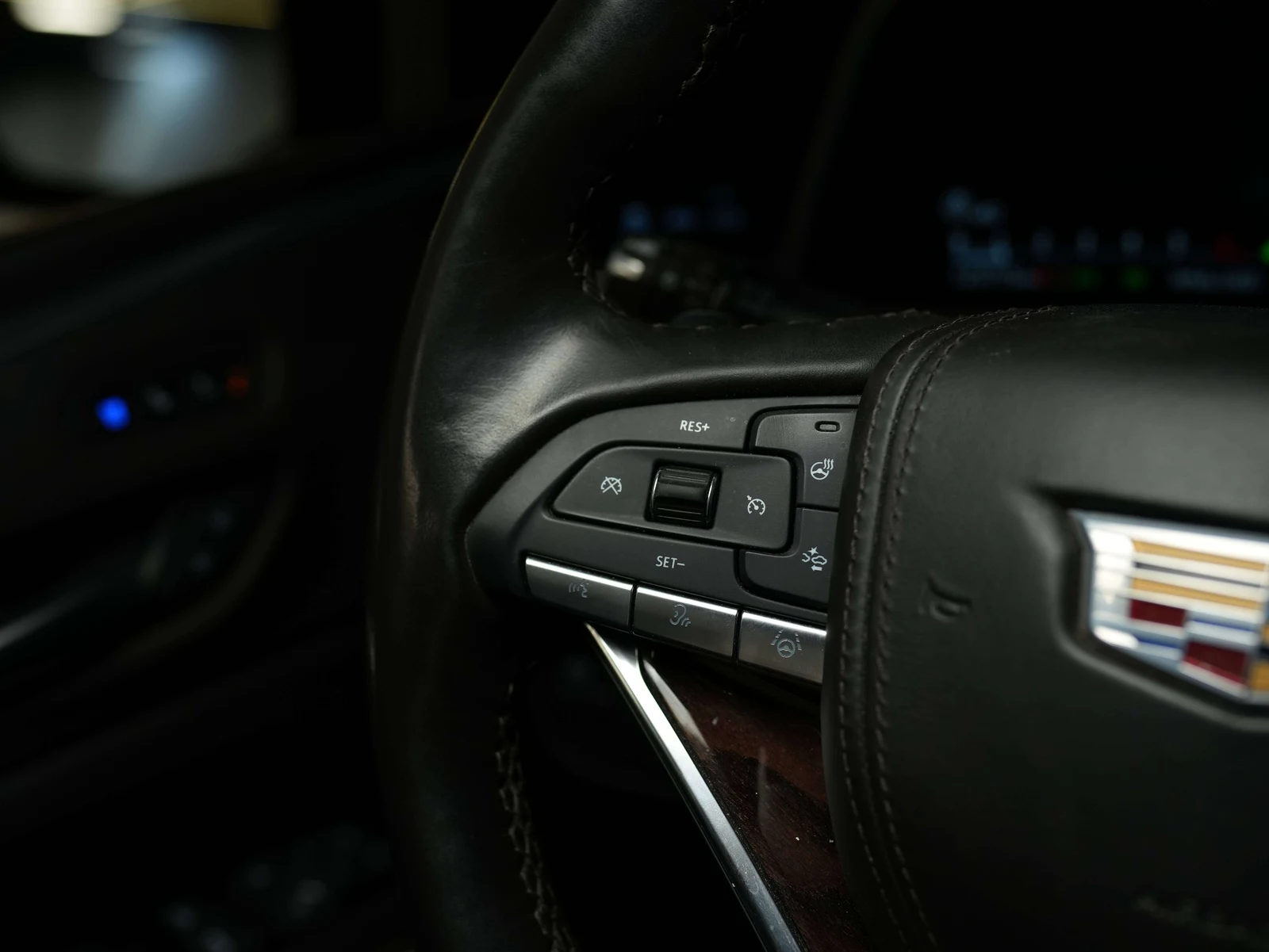 2023 Cadillac Escalade Sport Platinum (5th Generation), 11/30