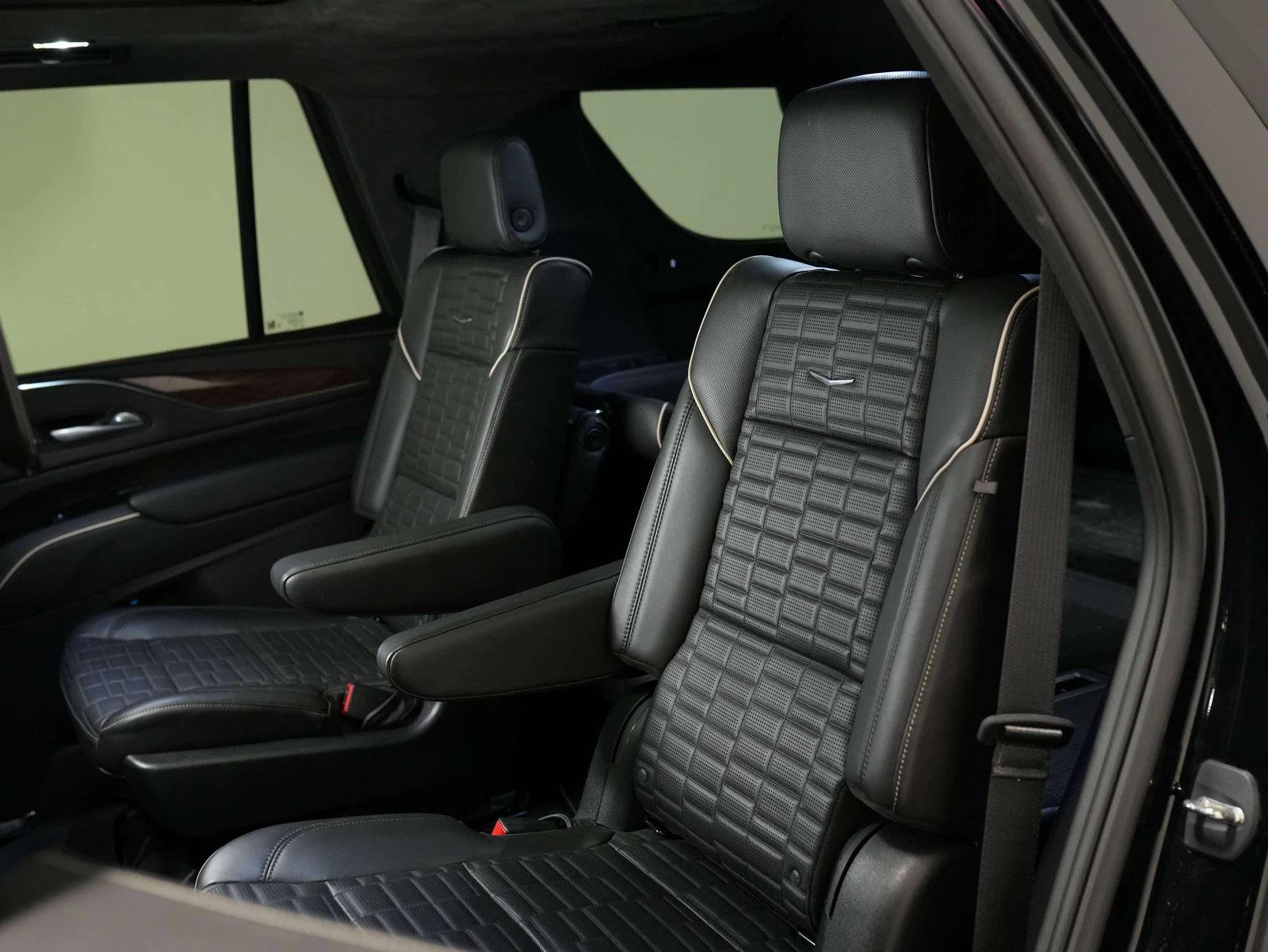 2023 Cadillac Escalade Sport Platinum (5th Generation), 18/30