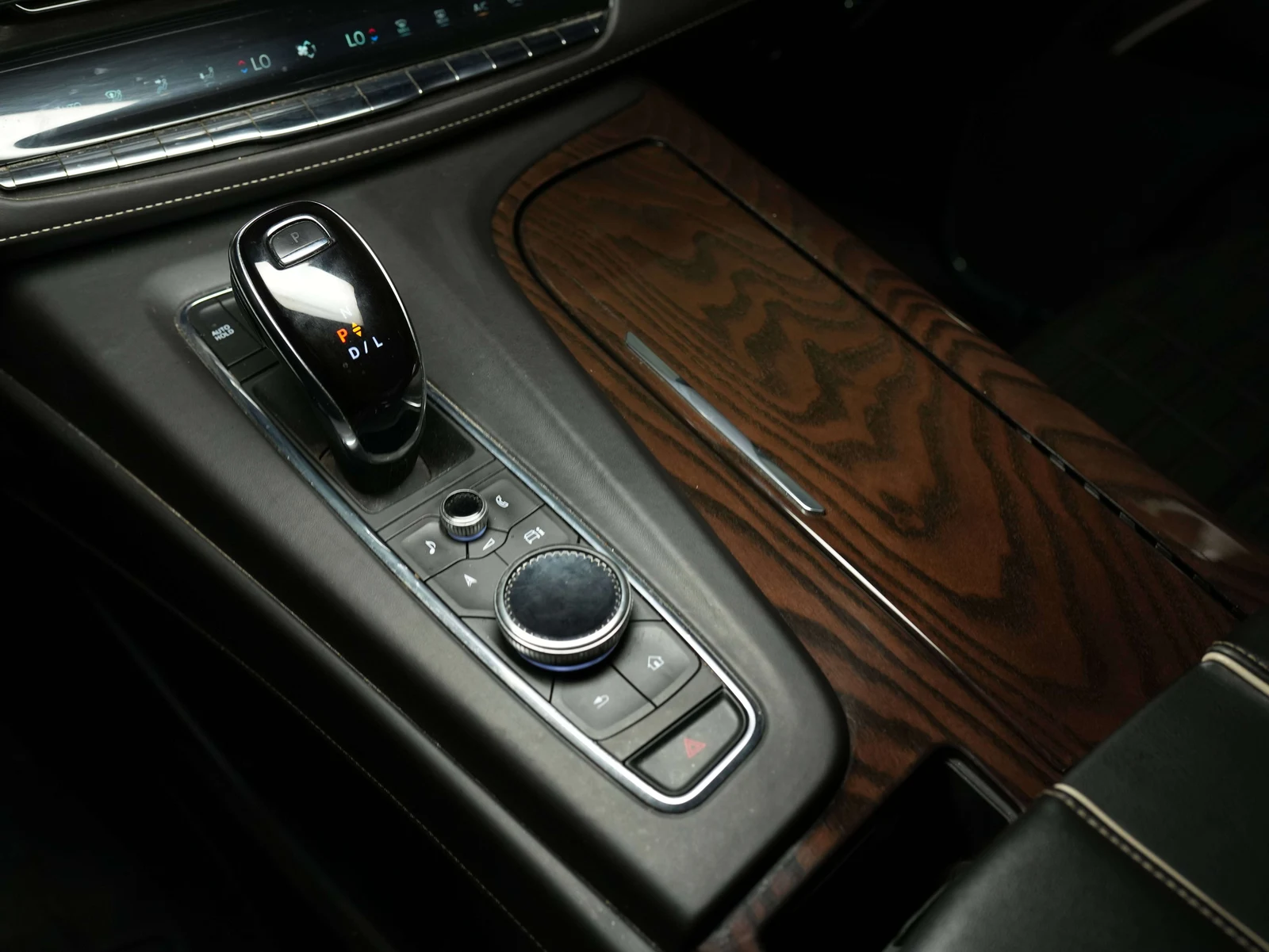 2023 Cadillac Escalade Sport Platinum (5th Generation), 22/30