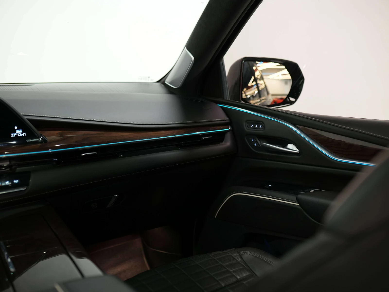 2023 Cadillac Escalade Sport Platinum (5th Generation), 26/30