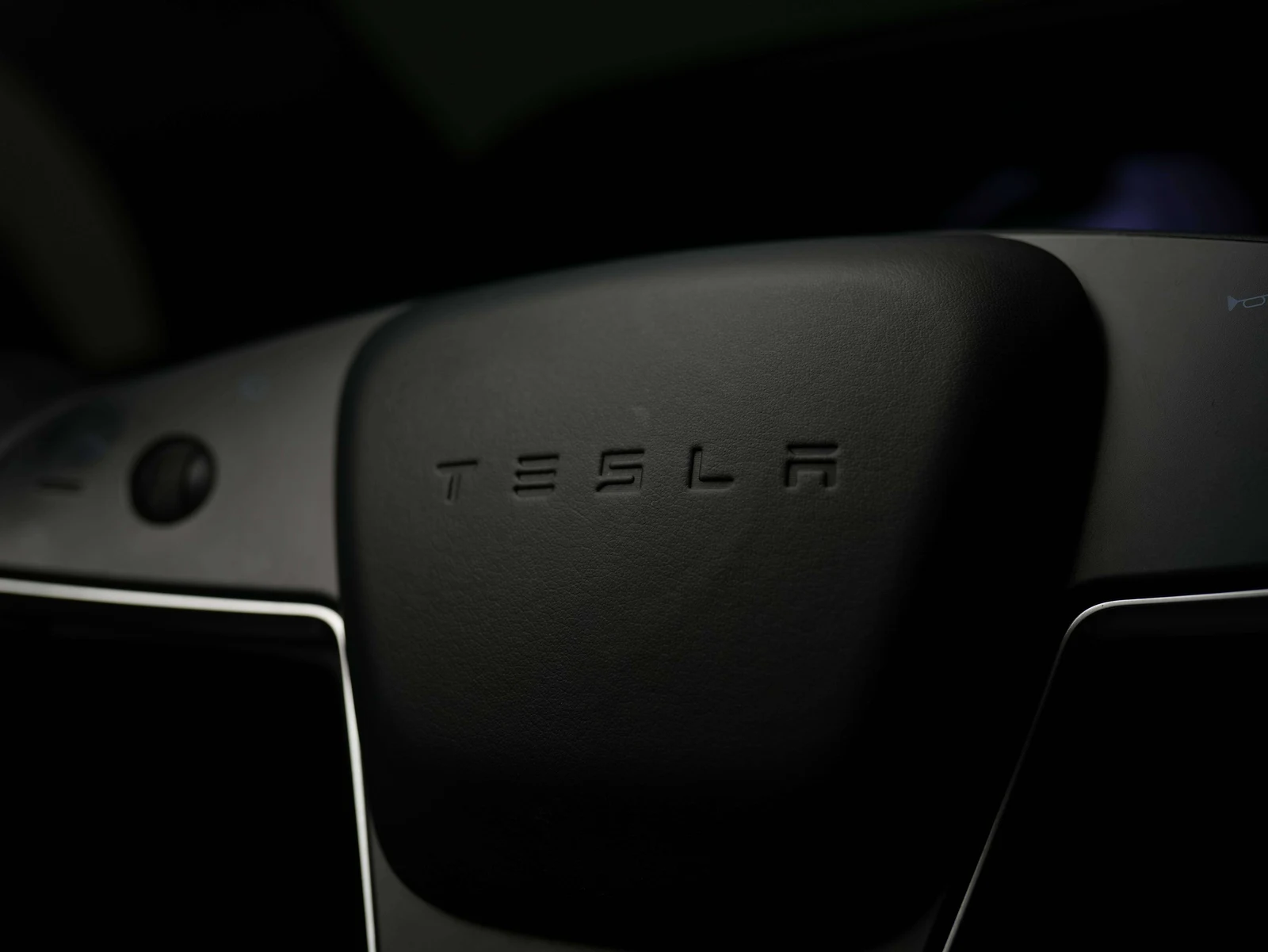 2023 Tesla Model X, 11/27