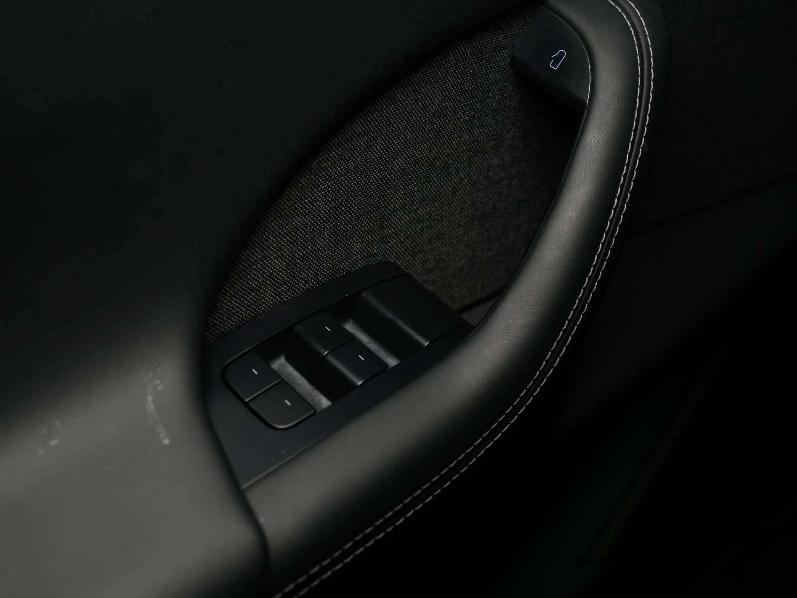 2023 Tesla Model X, 16/27