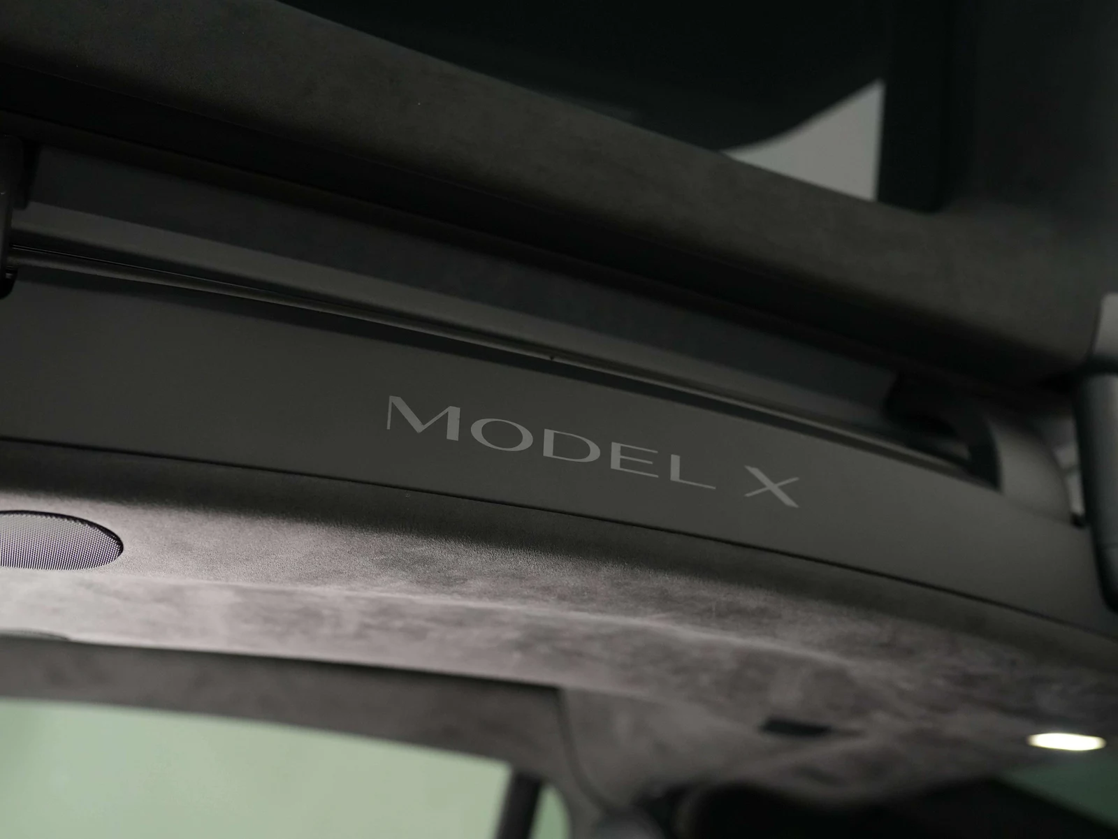 2023 Tesla Model X, 25/27