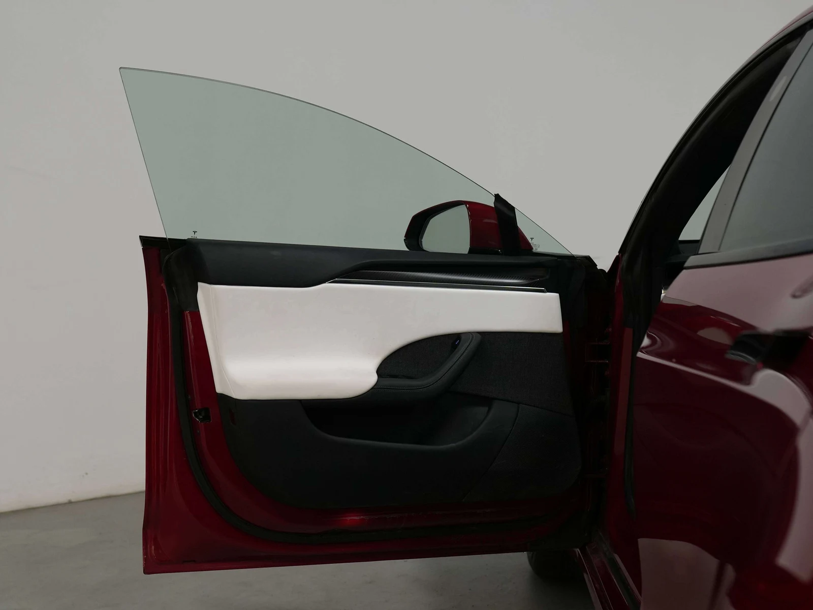 2021 Tesla Model S Plaid, 8/21